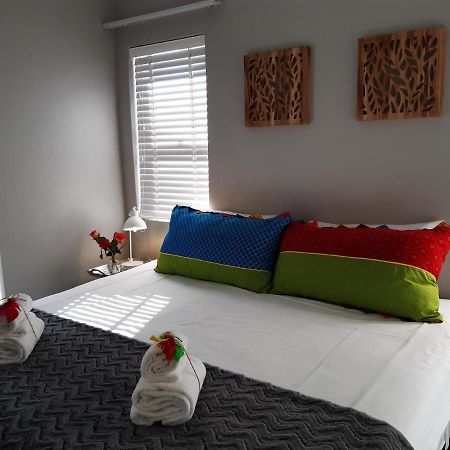 16 Rhodes-North Self Catering Apartment & Studio Stellenbosch Buitenkant foto